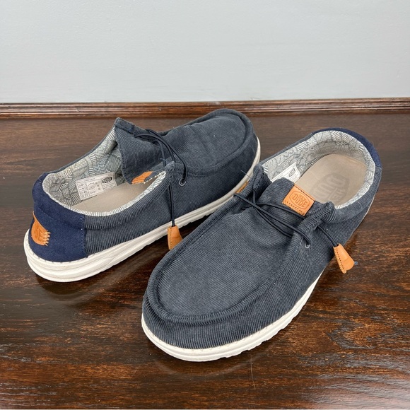 Hey Dude Wally Corduroy Shoes Mens Slip On Loafers Size 13 Blue - Picture 1 of 12